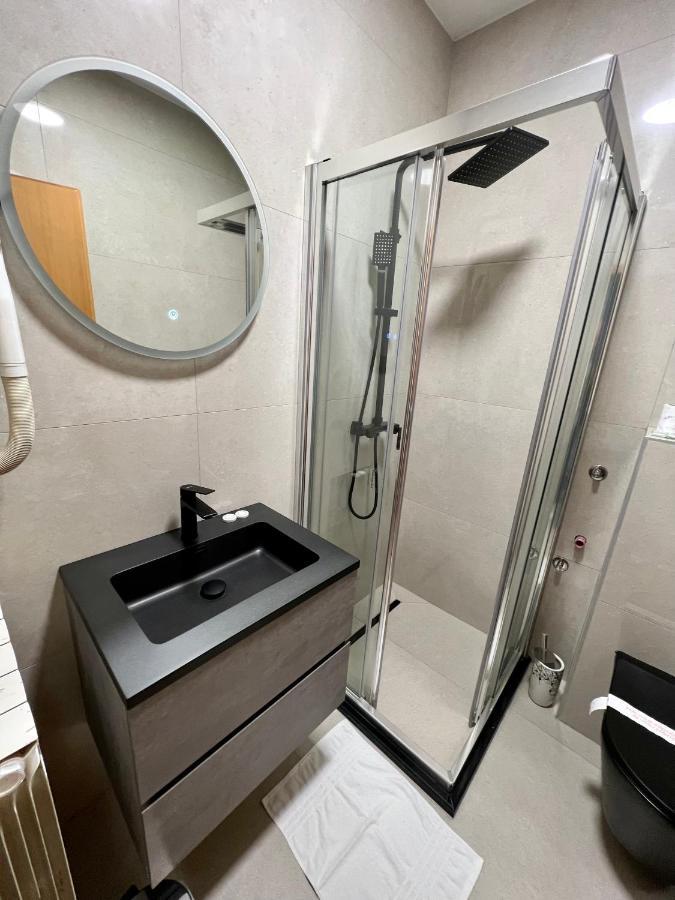 Hotel Brkic Sarajevo Airport - Free Parking Екстериор снимка